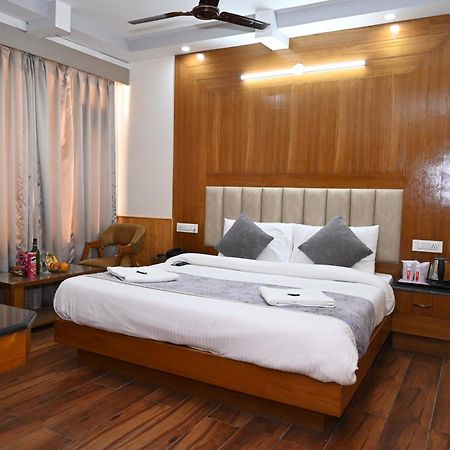 Hotel Lee Green 마날리 외부 사진